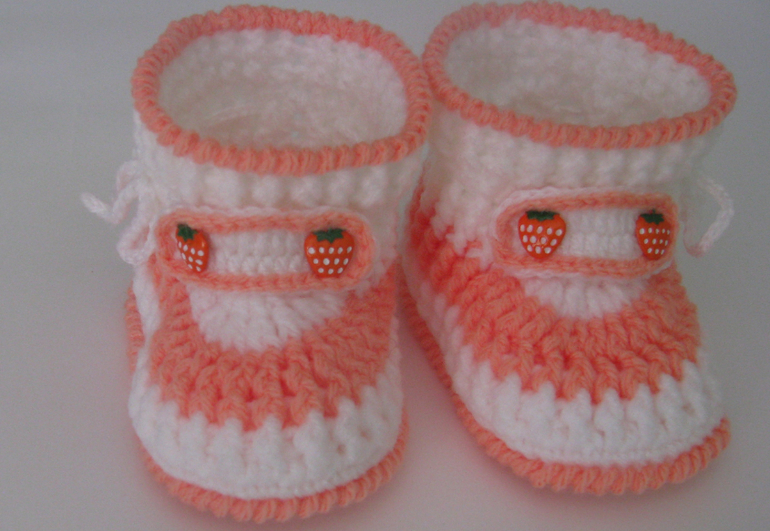 Костюм для девочки " Персиковый рай ".