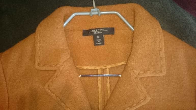 Верхняя одежда брендовая.