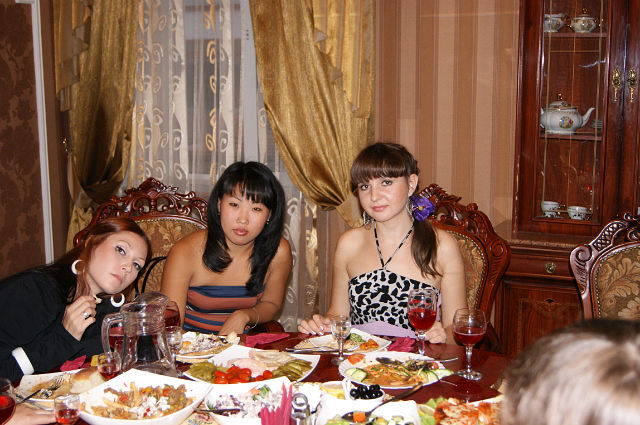 Как лучше с челкой или без