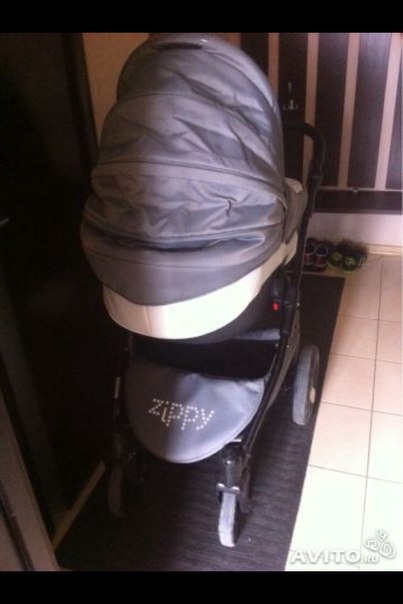 Продаю колясочку Zippy Tuttis 3 в 1 практически новую