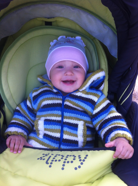 8 месяцев и 2 дня и мы болеем((