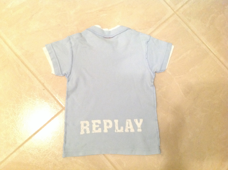 Футболка Replay 3-4 г., 350 руб.