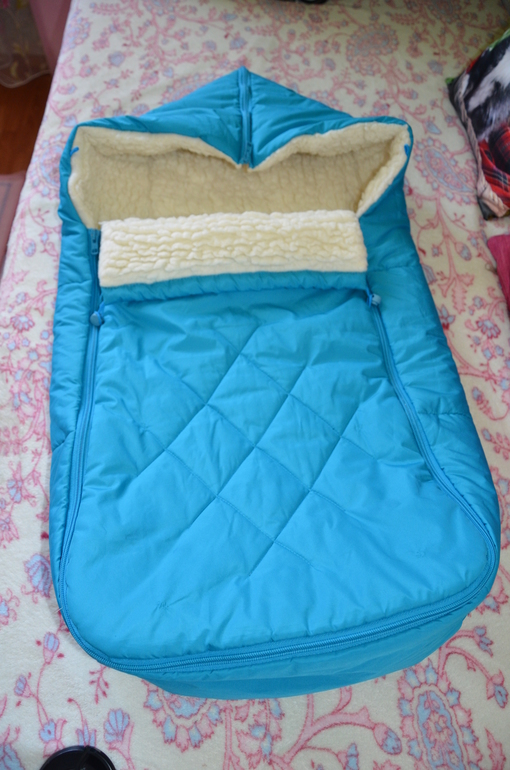 Конверт в коляску бу, на овчинке, состояние прекрасное... 400 руб.