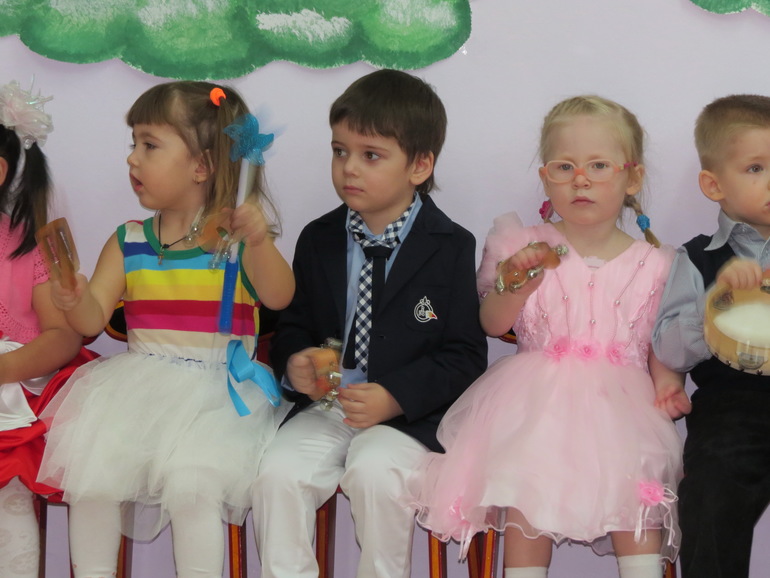 Наш первый новогодний утренник в детском саду!!!