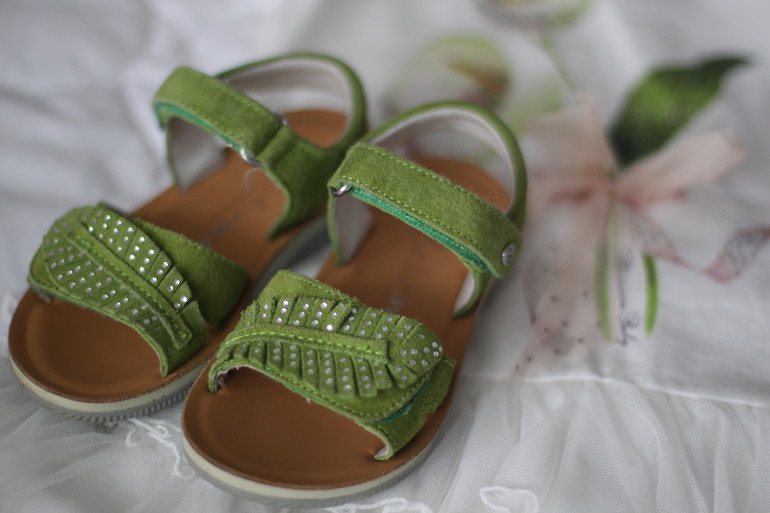 Босоножки Naturino размер 25 цена 1200