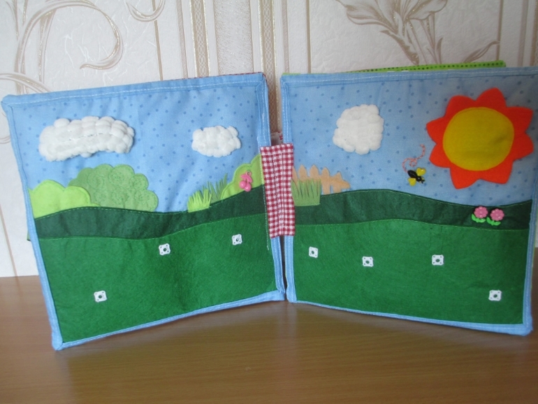 Книга на первый день рождения для Василисы