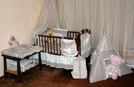 Мамочки, подскажите, как сшить эту прелесть на выписку в начале сентября.