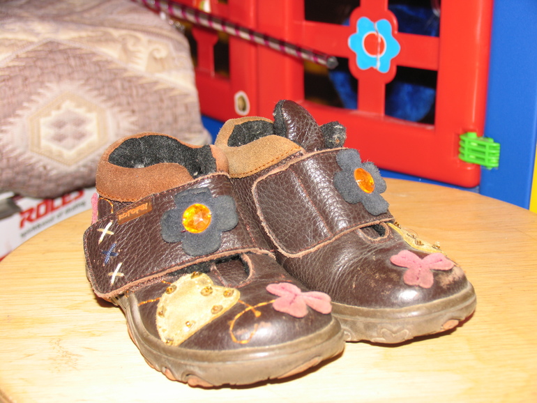 Кожаные весенние п/ботинки Котофей, д/дев,24р-р,400р