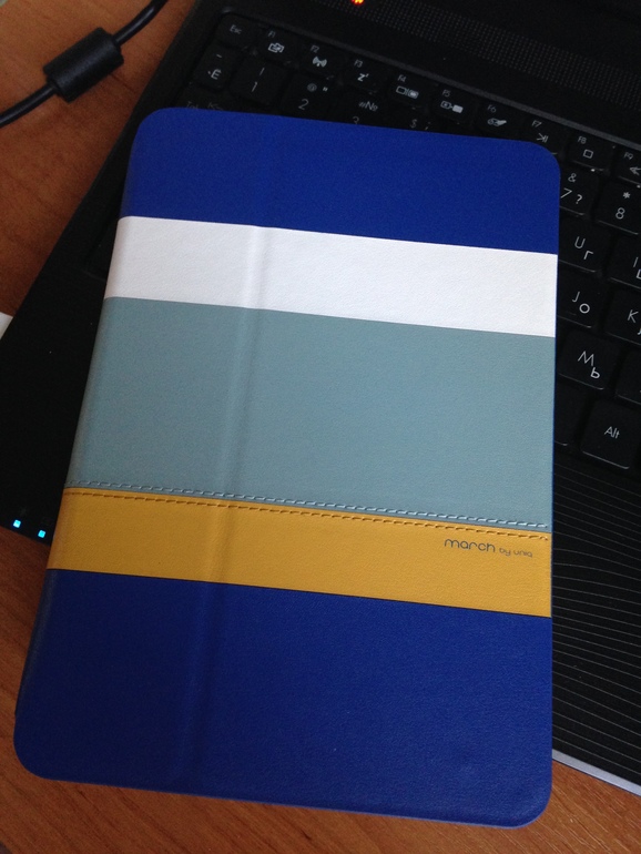 Девочки чехол для ipad mini новый,кожа.800руб.