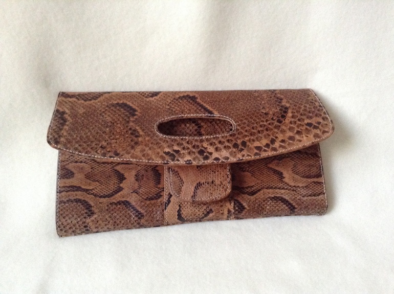 Клатч из натуральной кожи питона