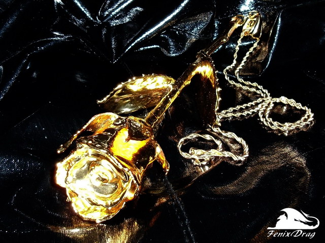 Винтажные украшения ушедших эпох.