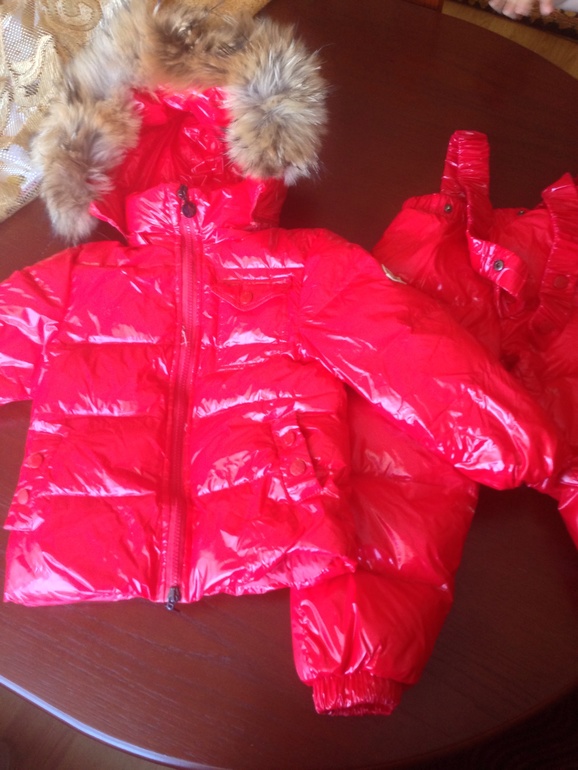 Зимний комбинезон moncler