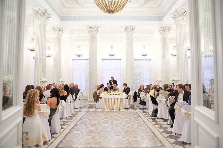 Свадьба во дворце Бельдевер