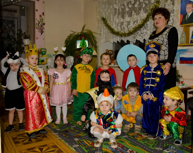 Наша елочка в саду