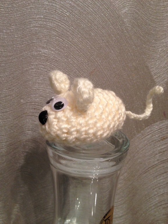 мышка и погремушка