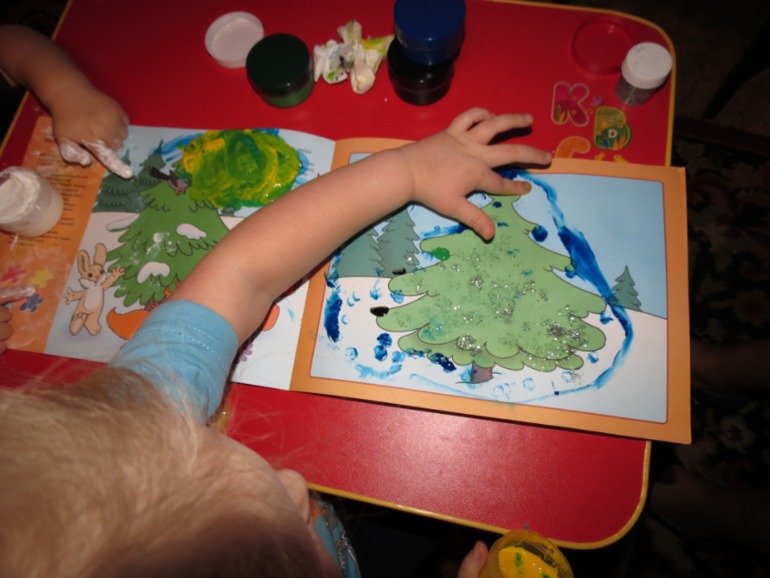 Ждем Новый год и получаем задания.