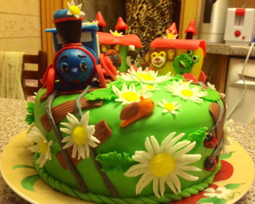 Девочки оцените мои первые тортики!Буду рада критике!))))Не проходите мимо.