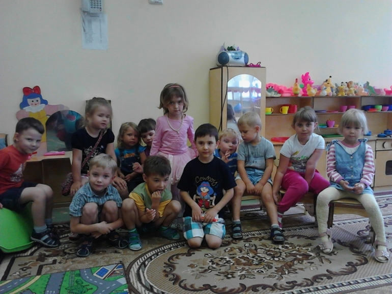 Перевод Лели в другой детский сад