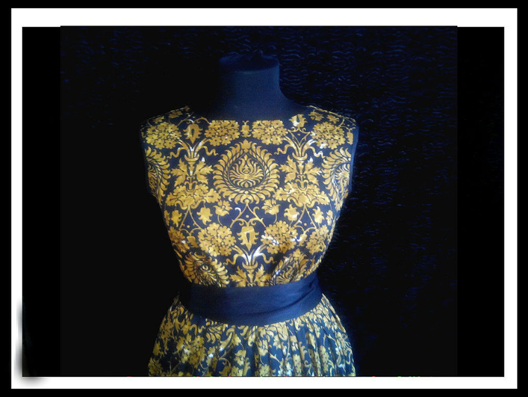 Платье "Golden" в размере 46