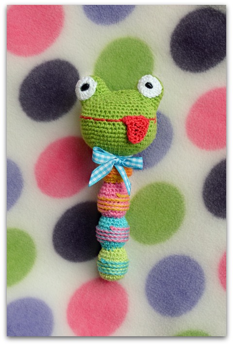 С погремушками экспериментирую.