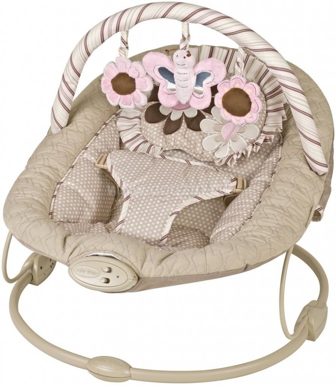 Выбор шезлонга или люльки-баунсера