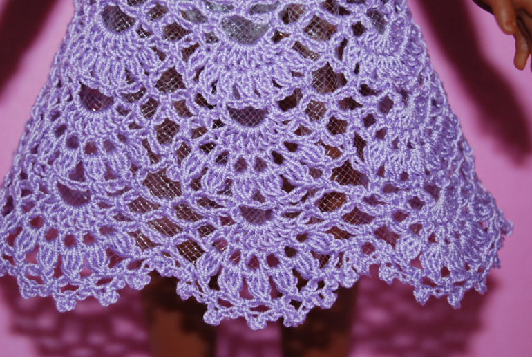 Связалось в подарок).