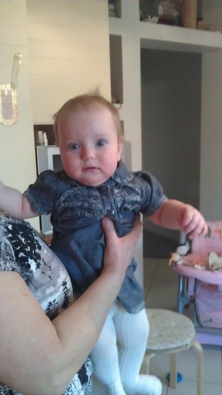 "МАМА, мне это платье не идёт!"