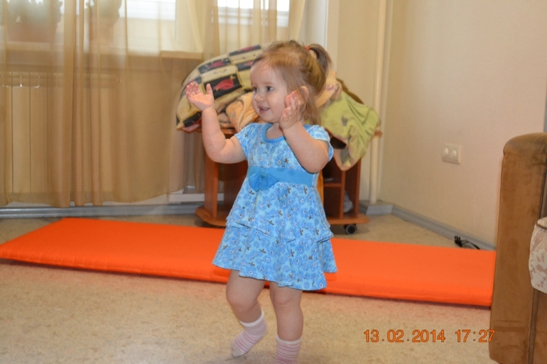 "Кафе" ТН "Я шагаю вместе с мамой"!