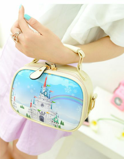 сумки с принтом, цена 590 руб! сразу на ваш адрес!