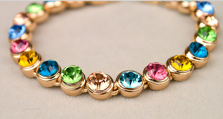 радужные браслеты, цена 190 руб!