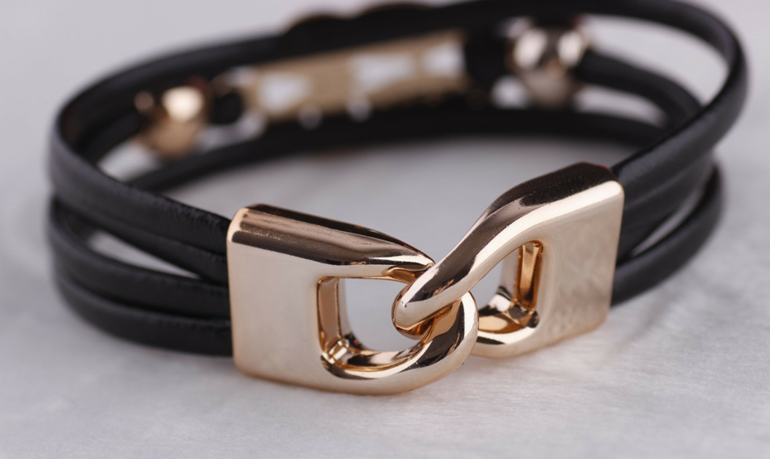 яркие браслеты с совушками, цена 75 руб!