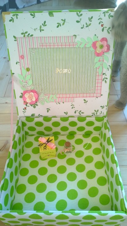 Короб для хранения первых вещей ребеночка