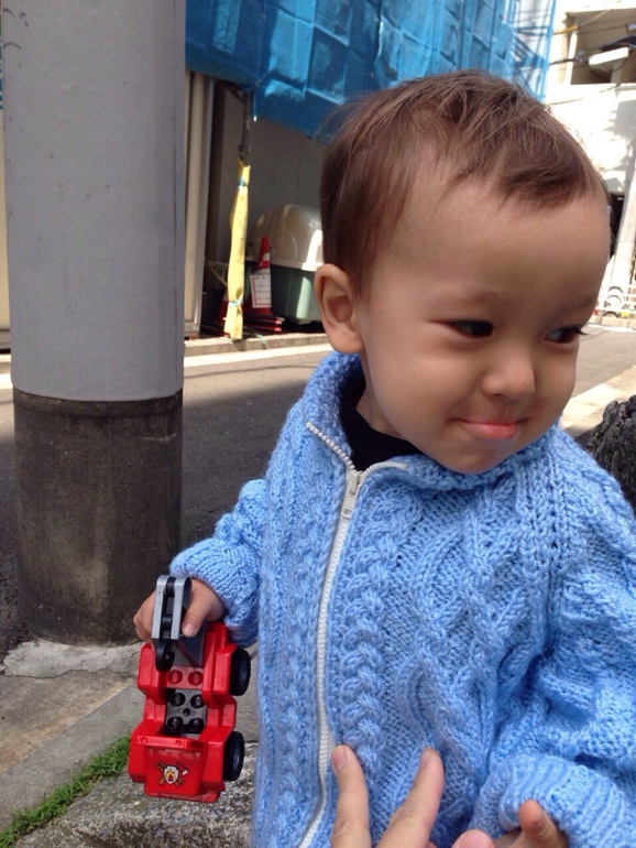 Братишки в одном возрасте (2 года)