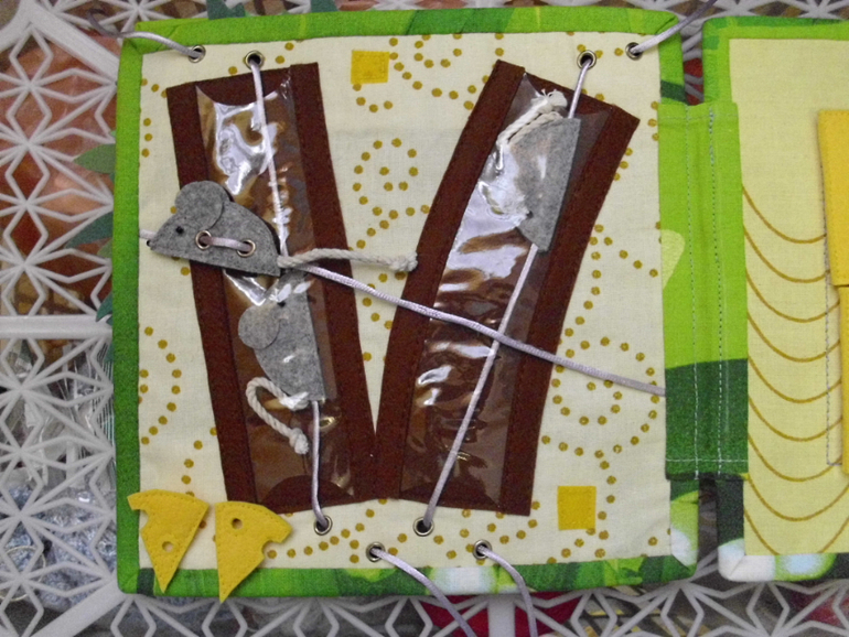 Книжка с зайчиком