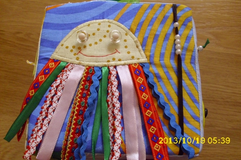 Развивающий кубик