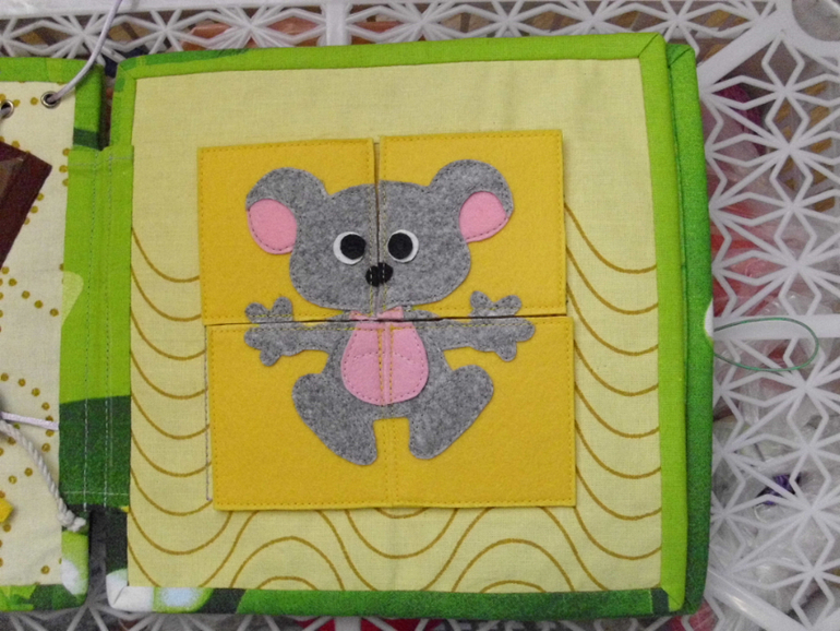 Книжка с зайчиком