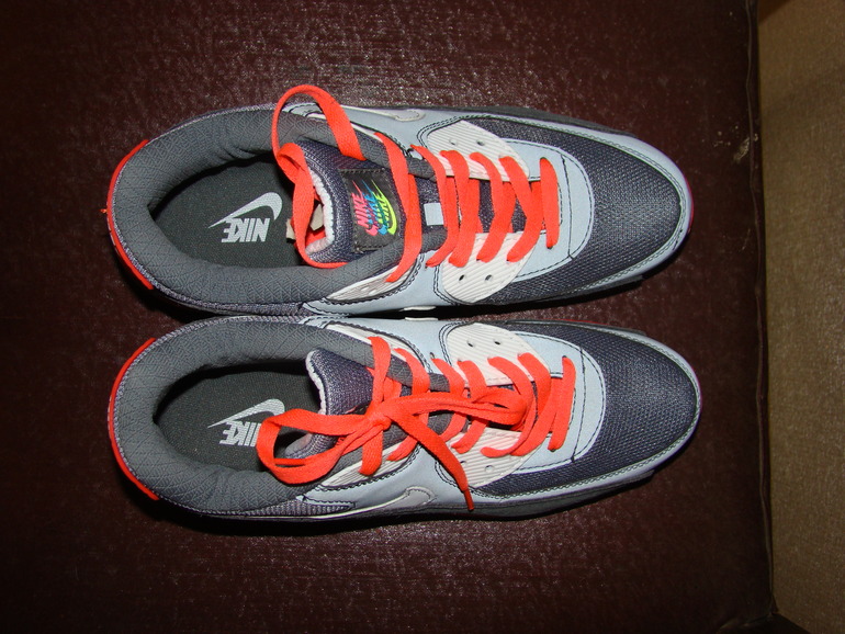 Новые кроссовки Nike Air Max 41,5 р-р, 1550руб.