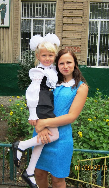 Как лучше? С прямыми(если их можно так назвать) или с легкой хим завивкой?