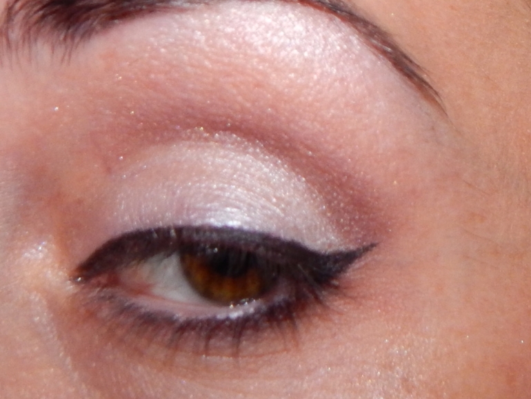 Подводка  мейбелин