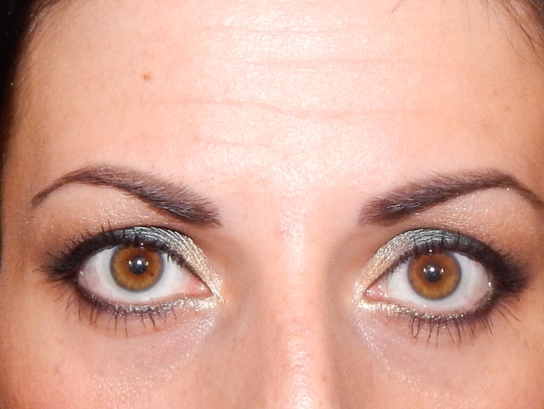 Яркий макияж ( Sleek Storm)