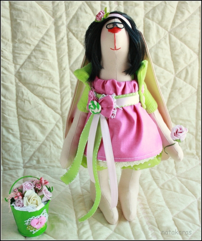 очень необычная зайка