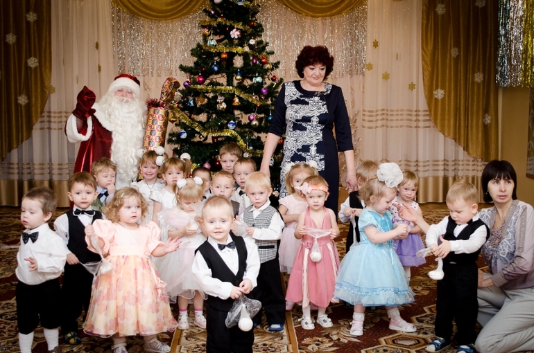 Получила фото с утренника