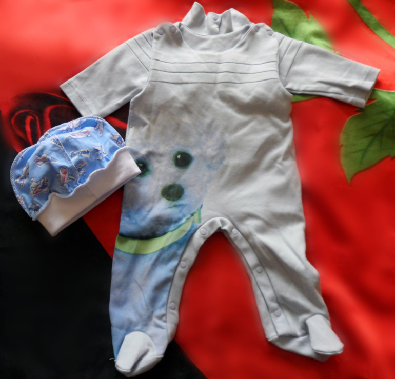 А это наш первый гардероб)