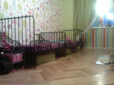 Наша яркая детская........