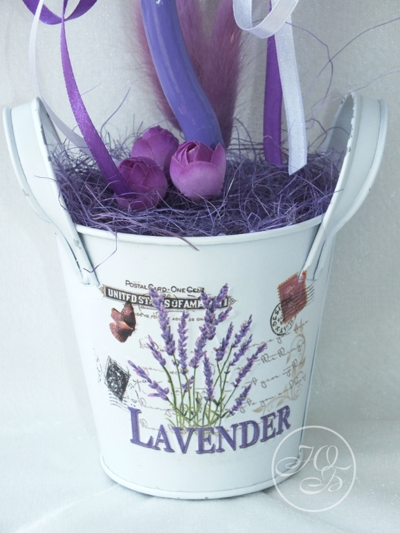 Два новеньких.