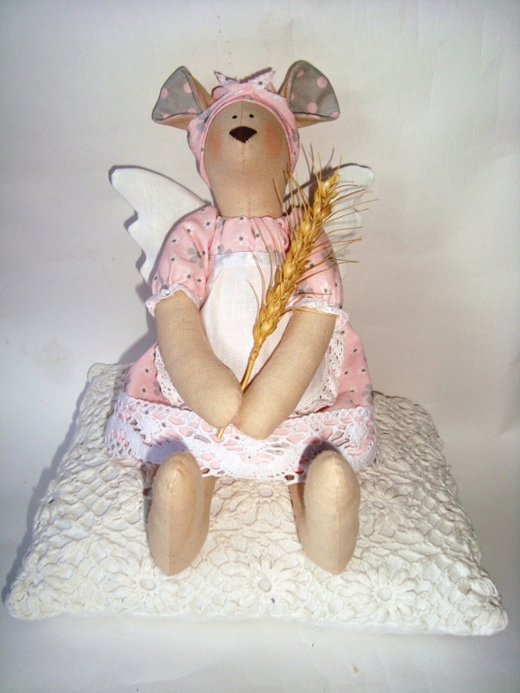 Мышка хозяюшка