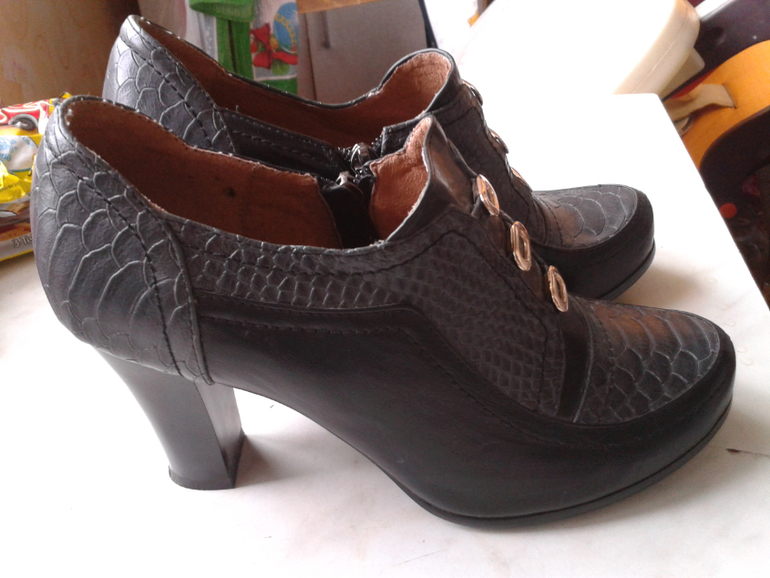 Обувь 38 размер.