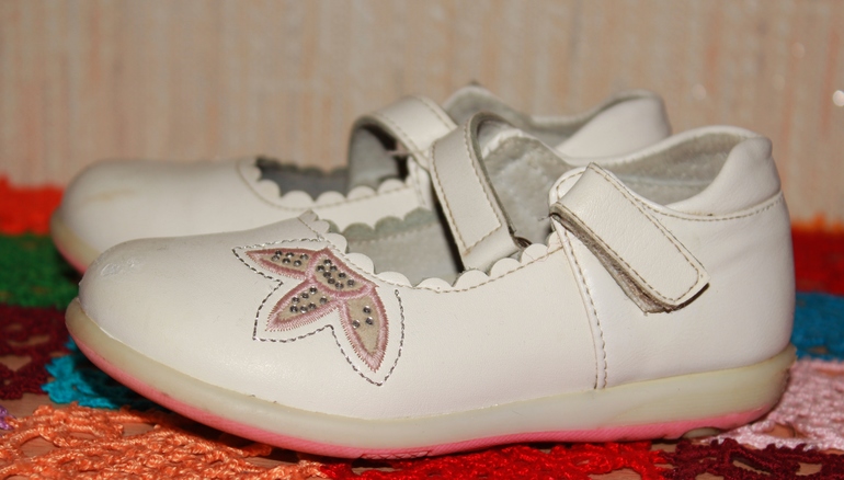 Туфли кожаные, с супинатором, 24 р-р, 250 р.