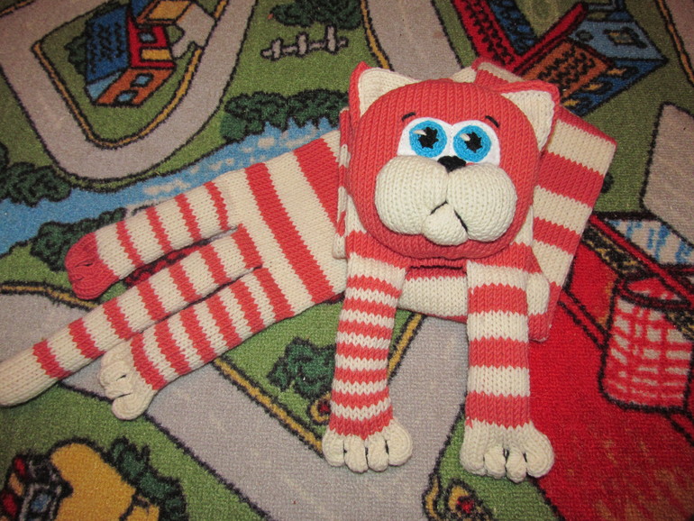 год начался и навязались новые шарфики