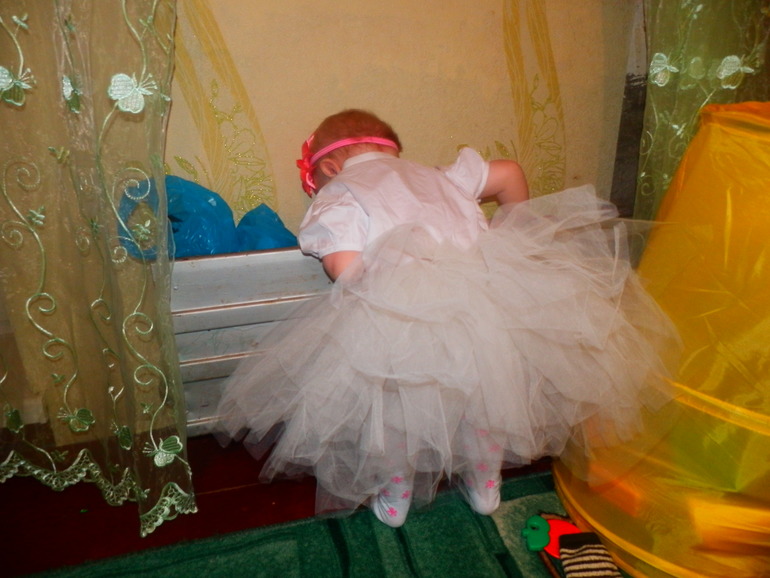 9 месяцев доченьке))